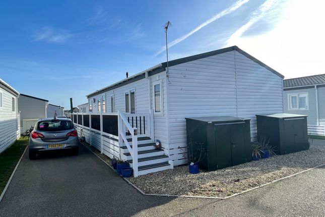 Thumbnail Mobile/park home for sale in Eastbourne Road, Pevensey