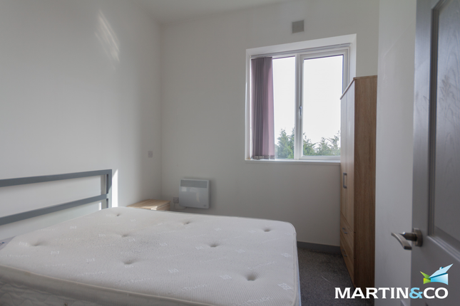 304, Oak Court, Brierley Hill photo 4