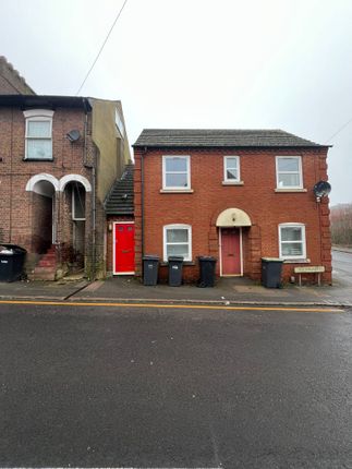 Studio flat on Buxton Road, Luton, £325,000