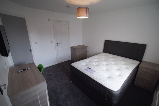 Thumbnail Detached house to rent in Cheshire Close, Stoke, Coventry