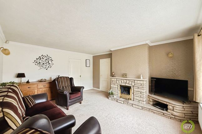 37 Rudyard Drive, Darwen photo 2