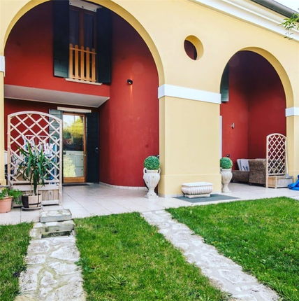 Semi-detached house for sale in Galzignano Terme, Padova, Veneto, Italy