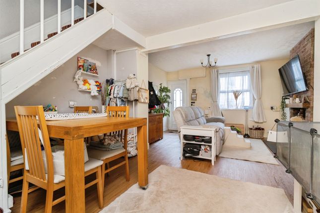 8, Elm Road, Newton Abbot photo 4