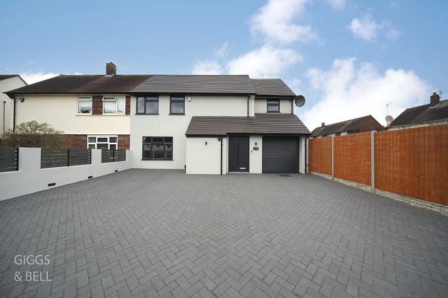Thumbnail Semi-detached house for sale in Santingfield North, Luton, Bedfordshire