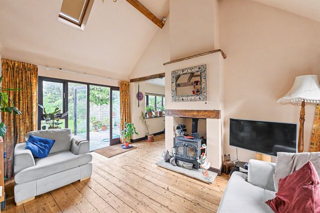 Cairns Barn, Elsage Court, Church Lane, Leighton Buzzard photo 3