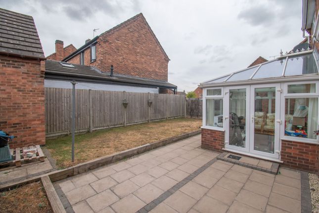 6 Foxglove Road, Leicester photo 4