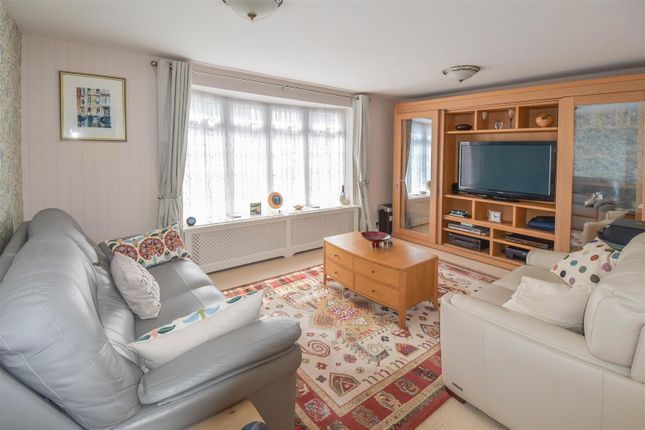 55, Blackmore Road, Brentwood photo 3