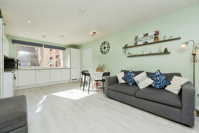 Flat 12, Cadmium Apartments, 225, Harrow View, Harrow photo 2