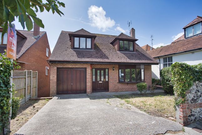 5-bed house on 10A, Castle Avenue, Kent, £450,000