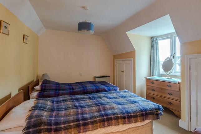 Avon House,Flat 3, Chantry Court, Tetbury photo 4