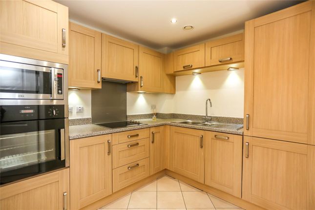 Flat 46,, Adlington House, Heaton Chapel photo 4