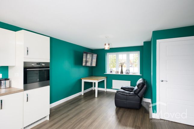11, Riverside Avenue, Barlby photo 4