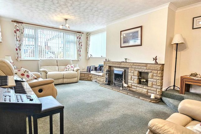 28, Whitehall Road, Stourbridge photo 3
