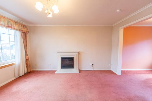 70, Gayne Drive, Coatbridge photo 4