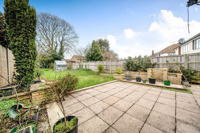 22, Woodview Road, Kent photo 4