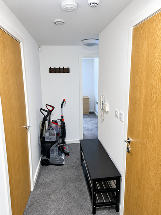 20, Finney Terrace, Durham photo 5
