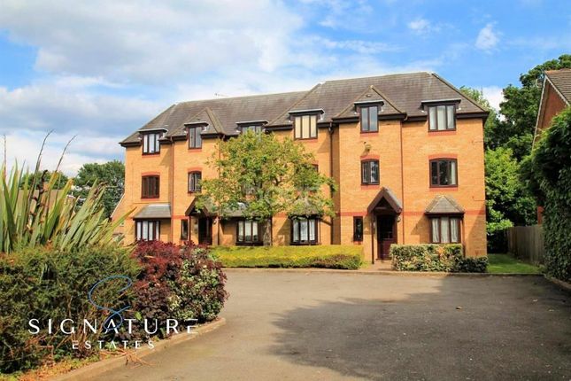 Flat for sale in Lymington Court, Leveret Close, Watford