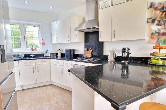 57, Redcar Road, Bicester photo 3