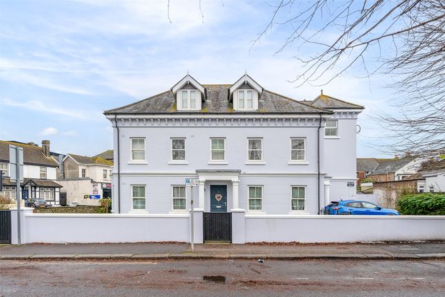 Flat for sale in Oxford Road, Worthing, West Sussex