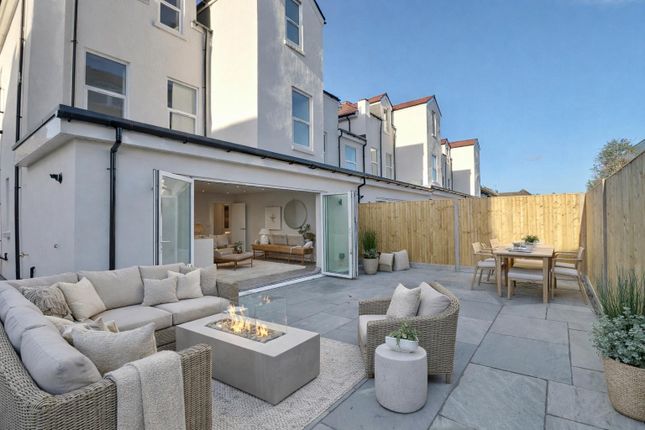Spencer Road, Southsea photo 2