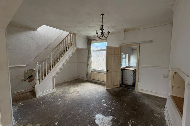 43, Wharf Road, Newport, South Wales NP19 0ED photo 4