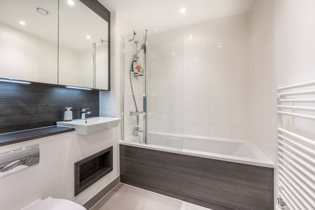 Flat for sale in Sealey Tower, Upton Park