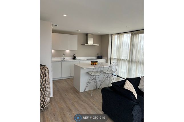 Apartment  The Glass House, Queens Dock Avenue, Hull photo 2