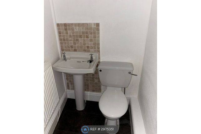 Flat, Richmond Road, Taunton photo 5
