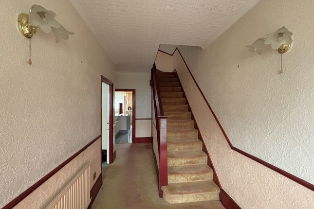 104, Bingham Road, Croydon photo 2