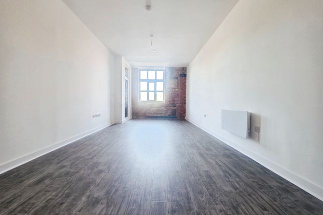 Apt 102, 7 Cotton Gardens, Bolton photo 4