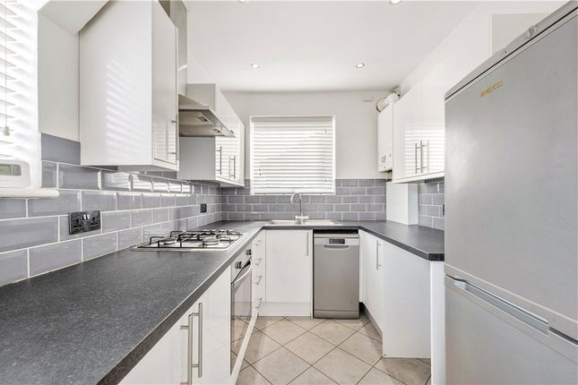 Coombe Lane, Raynes Park photo 3