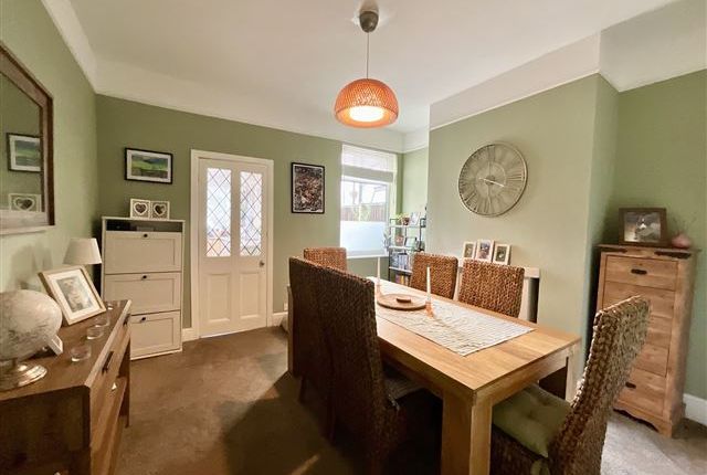 5, South View Kiveton Park, Sheffield photo 4