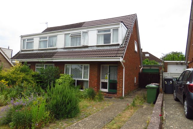 3-bed house on 53, Oakley Drive, Wellingborough, £225,000