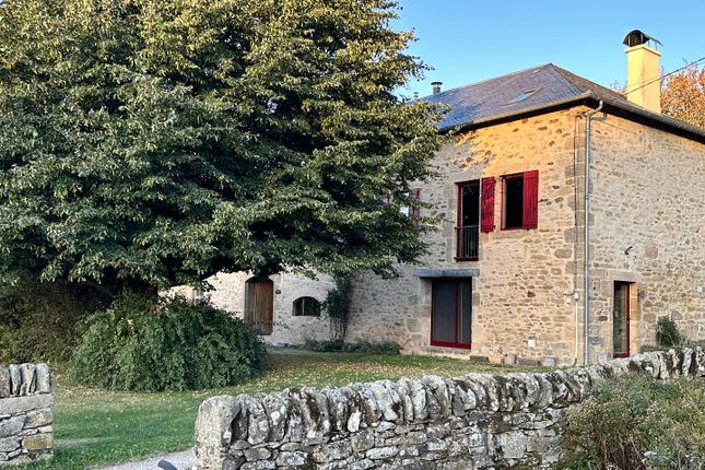 Farmhouse for sale in Gorses, Lot, France