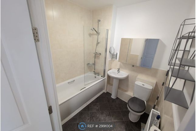 Sovereign Court, Sterling Road, Bexleyheath photo 4