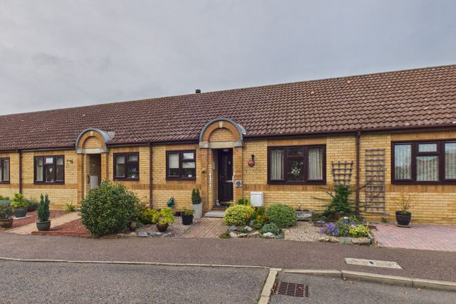 2-bed bungalow on 22 Moores Court, Cambridge, £235,000