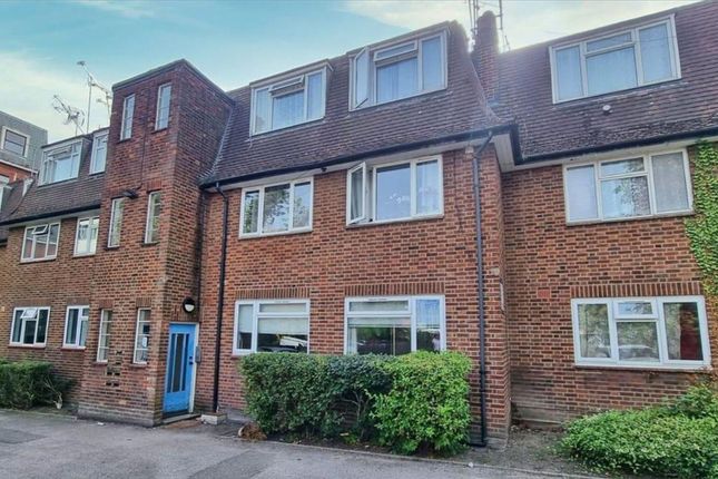 Thumbnail Flat to rent in Chandlers Way, Romford