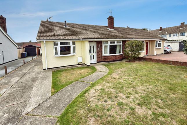4-bed bungalow on Longden Avenue, Lowestoft, £240,000