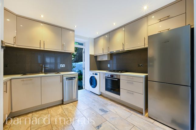 Kennington Park Place, LONDON photo 2