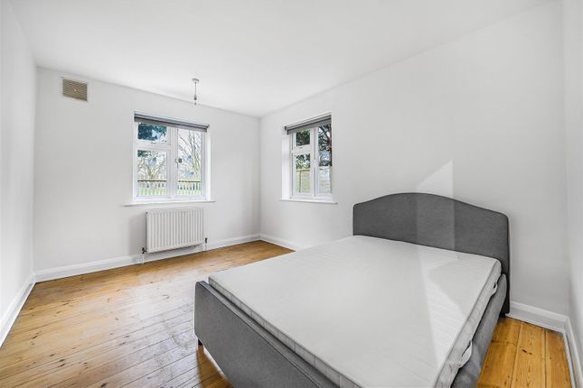 Flat to rent in The Greenways, South Western Road, St Margarets, Twickenham