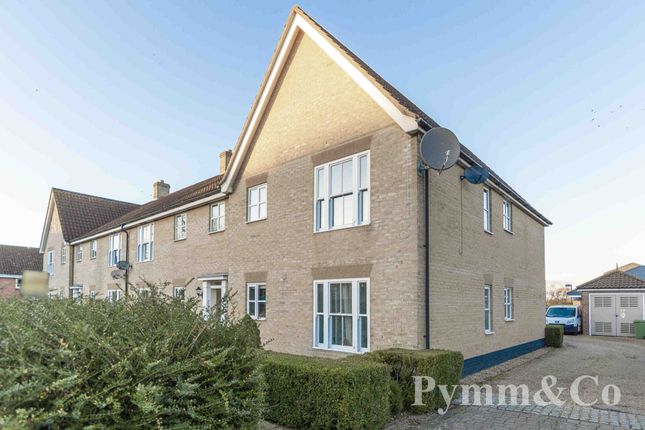 Flat for sale in Bromedale Avenue, Mulbarton
