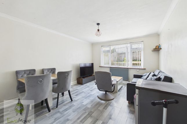 FLAT 5, ELAINE COURT, ROCHESTER photo 3