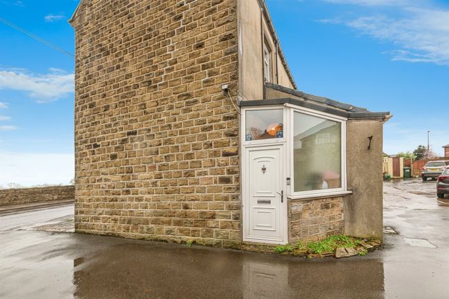 End terrace house for sale in Commercial Road, Skelmanthorpe, Huddersfield