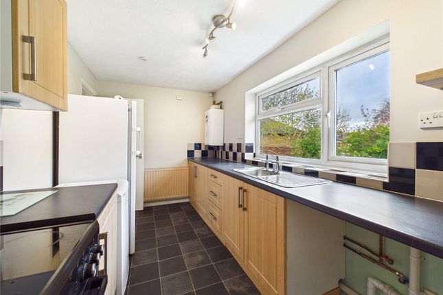 11, Oxford Close, Sudbury photo 4