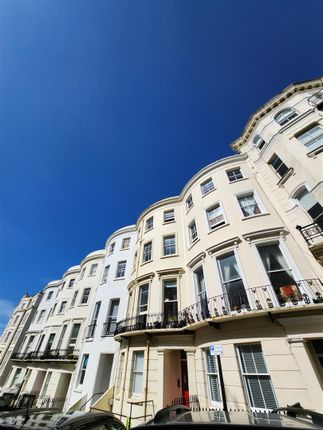 Flat to rent in Chesham Place, Brighton