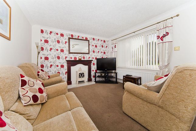 Mildenhall Close, Hartlepool photo 2