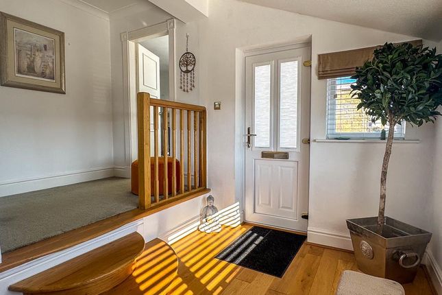 41, Howe Road, Onchan photo 3