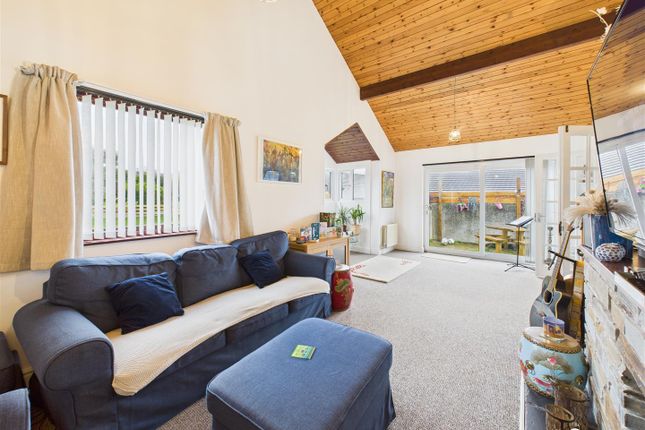 8, Greenbank, Hayle photo 2