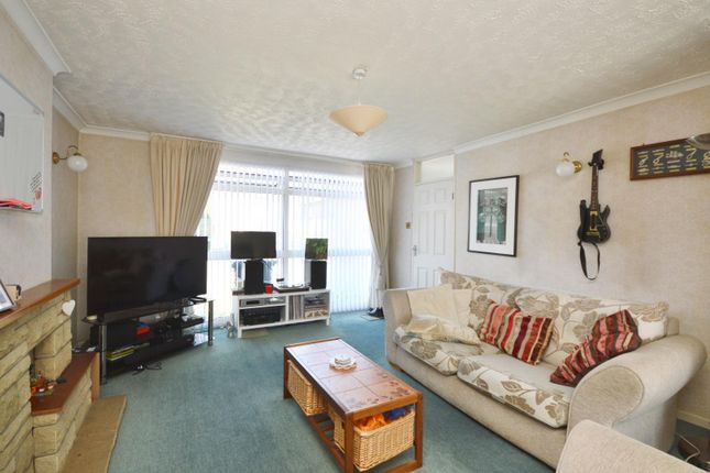 79, Hengrove Lane, Bristol photo 4