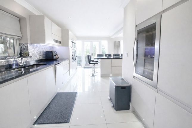 5, Athenia Close, Goffs Oak photo 5